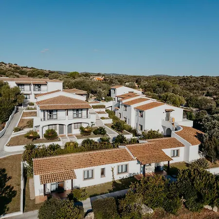 La Smeraldina Aparthotel 3*