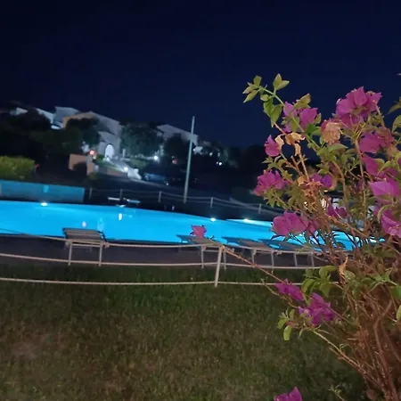 La Smeraldina * サンタ・テレーザ・ガッルーラ